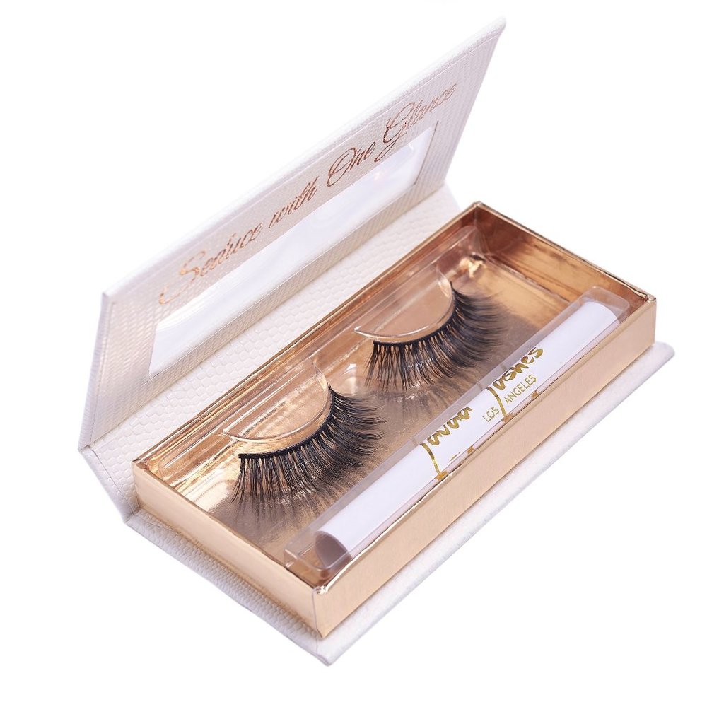 Lavaa Lashes LA Charm Premium Faux Mink lash NEW